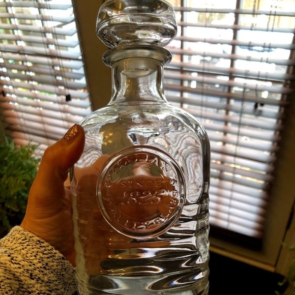 Bormioli Rocco Italian since 1825 quality Glass Decanter - Picture 1 of 7